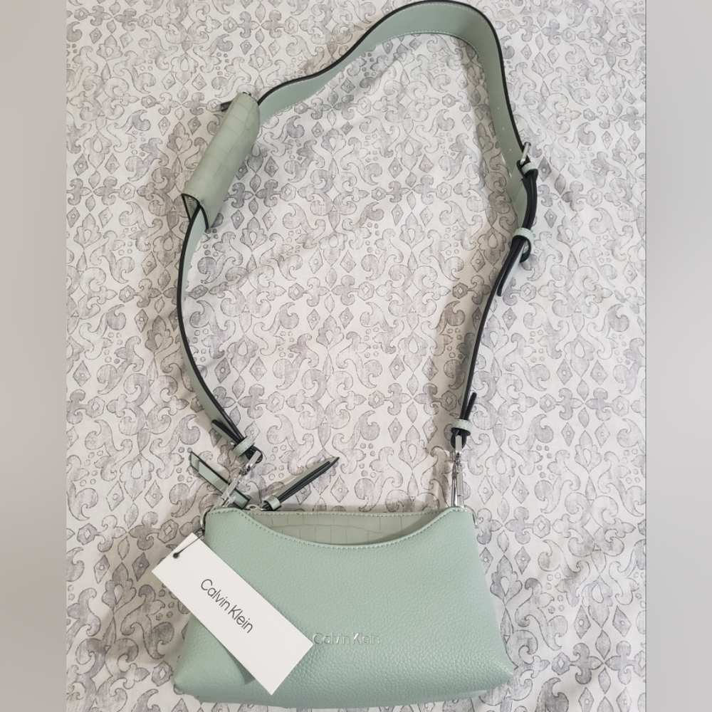 Womens Calvin Klein Green Crossbody Bag - Picture 2 of 8